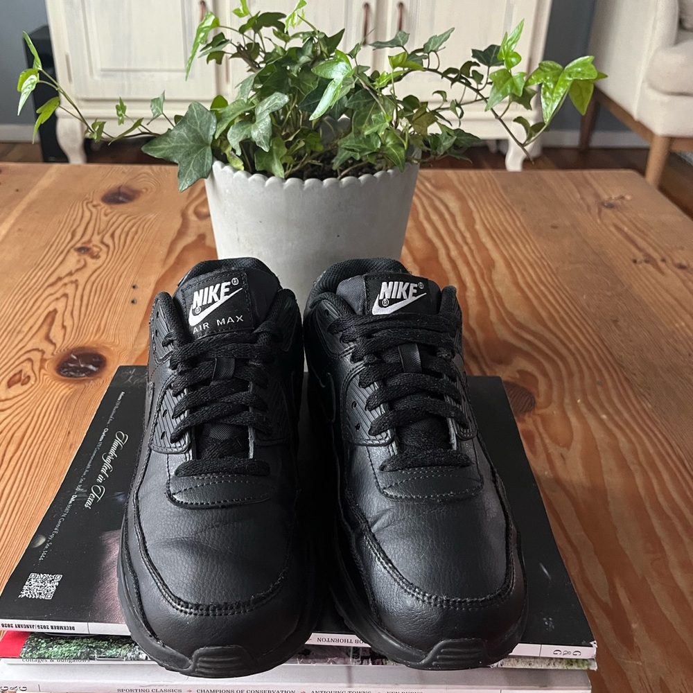 Nike Kids' Black Leather Sneakers - Picture 2 of 9